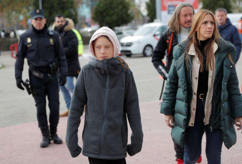 Fotos: Greta Thunberg se une a la sentada por la inacción contra la emergencia climática