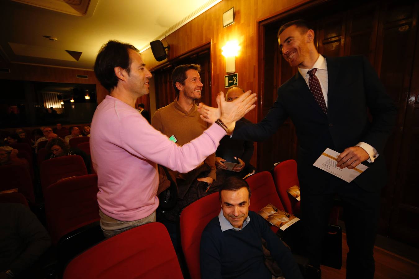 Víctor Claver, Ricard Camarena y José Remohí (confundador del IVI), premiados por el Ateneo Mercantil de Valencia.