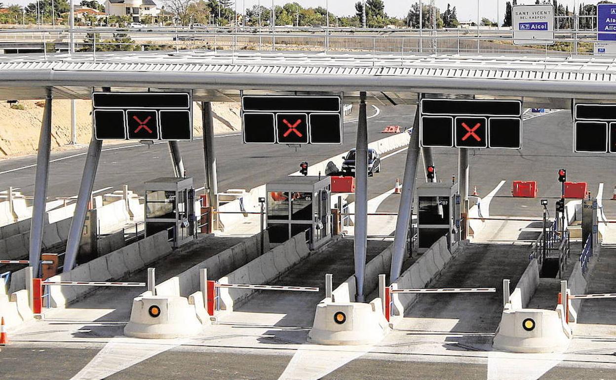 Peaje de la autopista cerrado. 