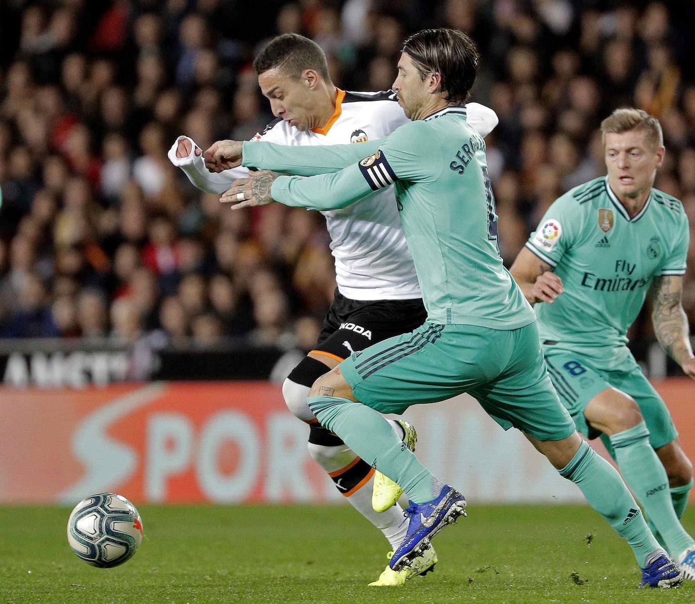 Fotos: Fotos del partido entre el Valencia CF y el Real Madrid