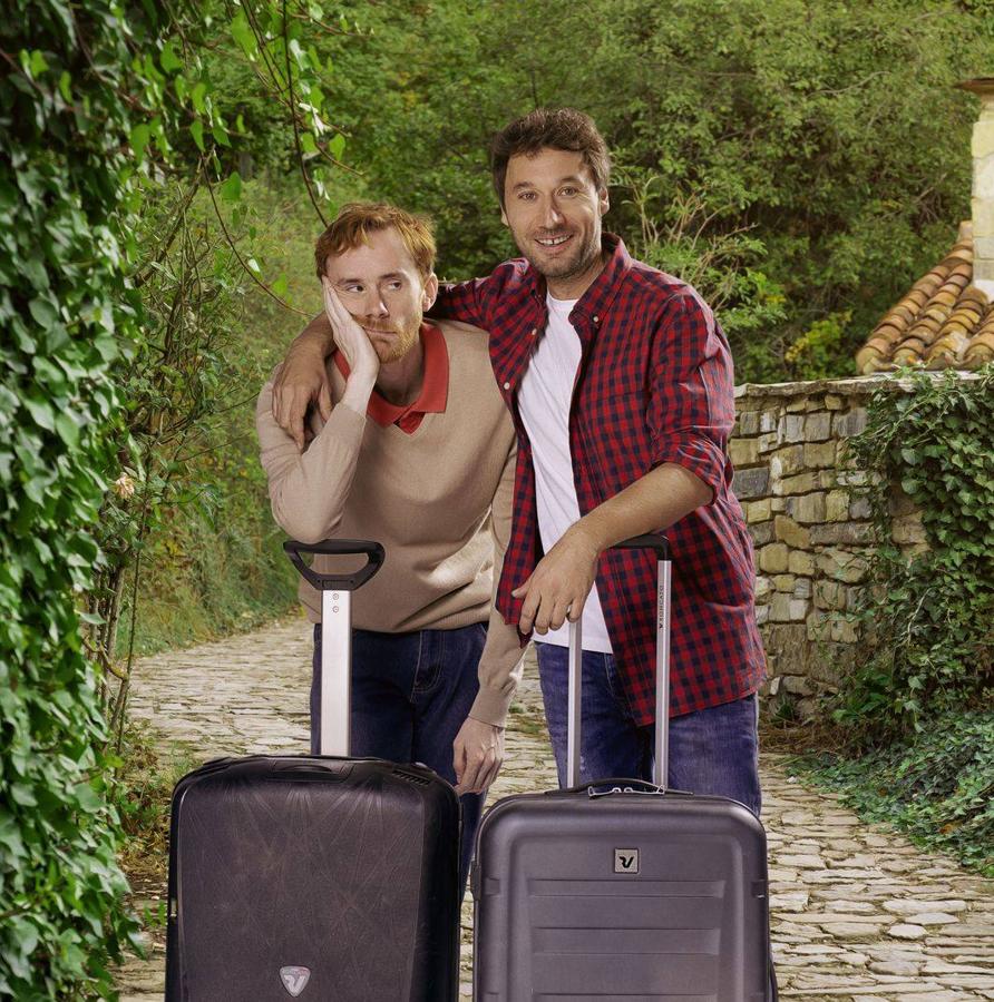 Nacho y Pablo son dos amigos que deciden cambiar de vida.