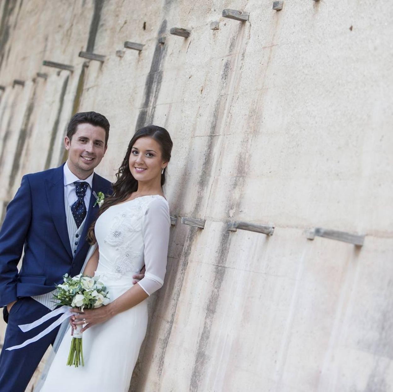 El ingeniero Antonio Navarro y María Jesús M. el día de su boda. 