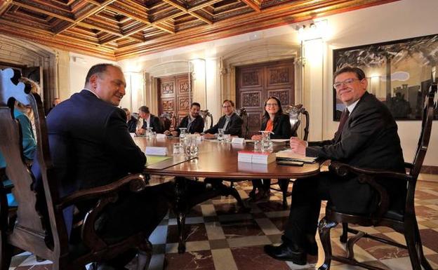 El presidente Puig preside un pleno del Consell, imagen de archivo.