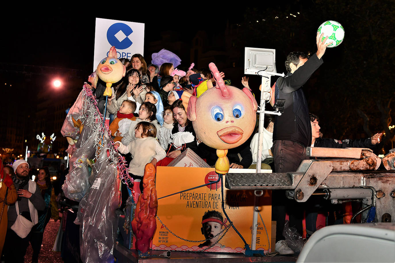 Cabalgata de los Reyes Magos en Valencia.