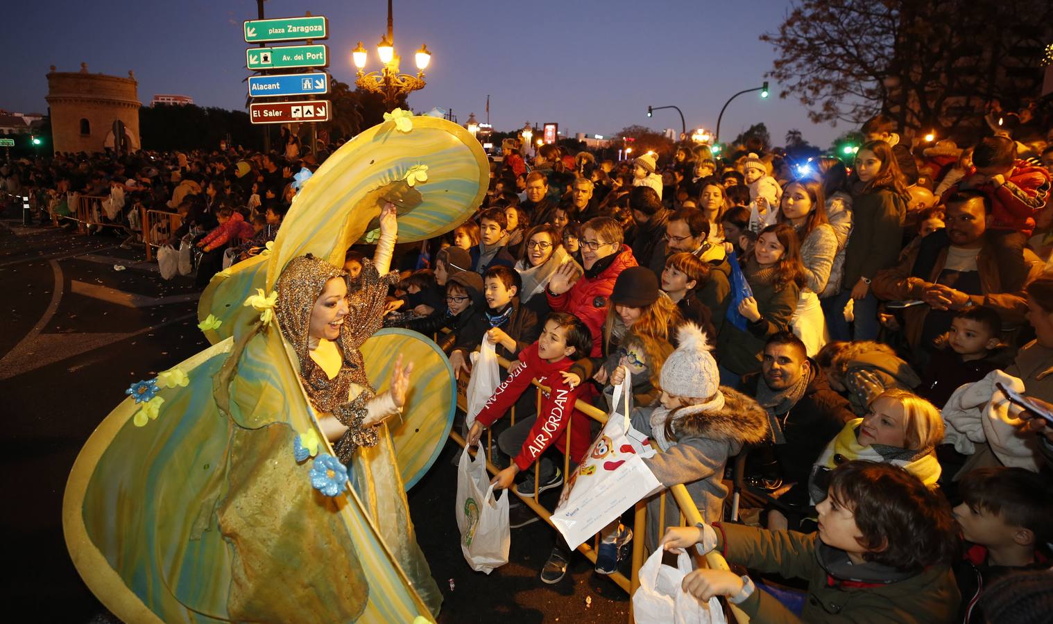 Cabalgata de los Reyes Magos en Valencia.