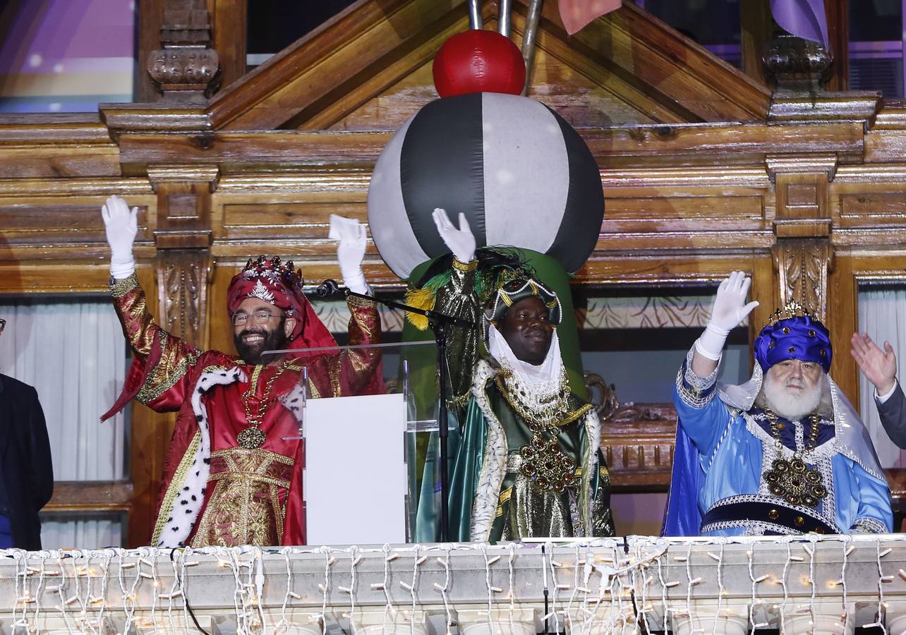 Cabalgata de los Reyes Magos en Valencia.