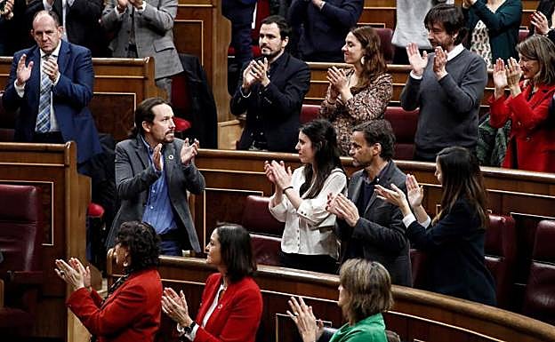 Azaña y la monarquía vuelven a un debate de investidura 80 años después