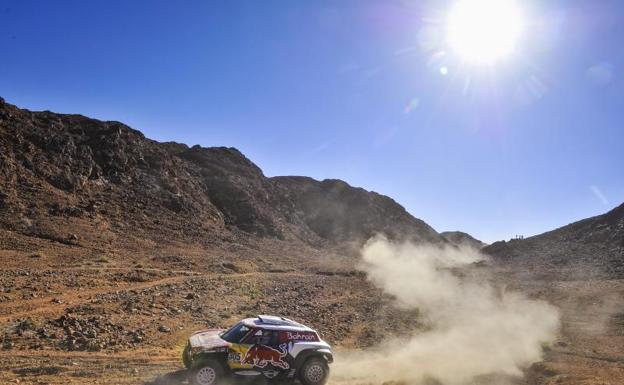 Carlos Sainz, durante la tercera etapa del Dakar. 