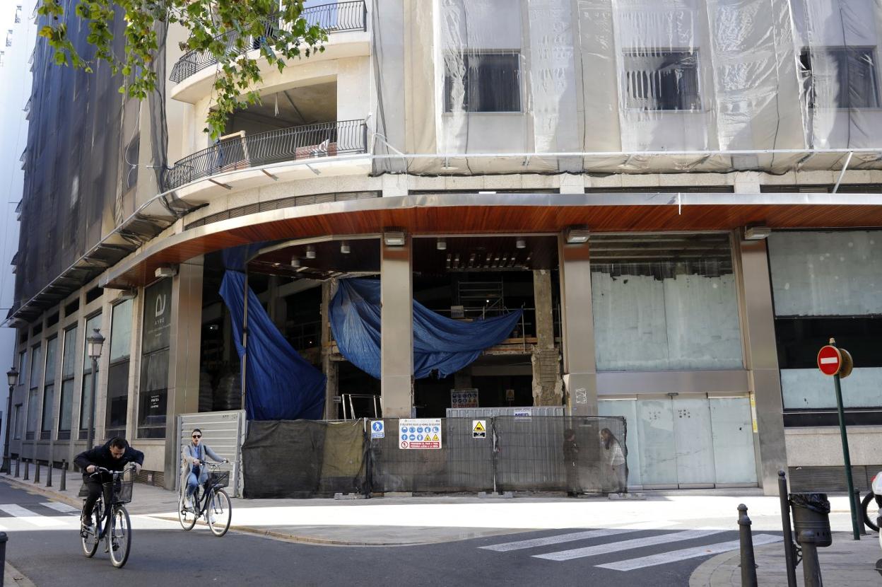Las obras del hotel Astoria se retoman después de cinco meses de paralización