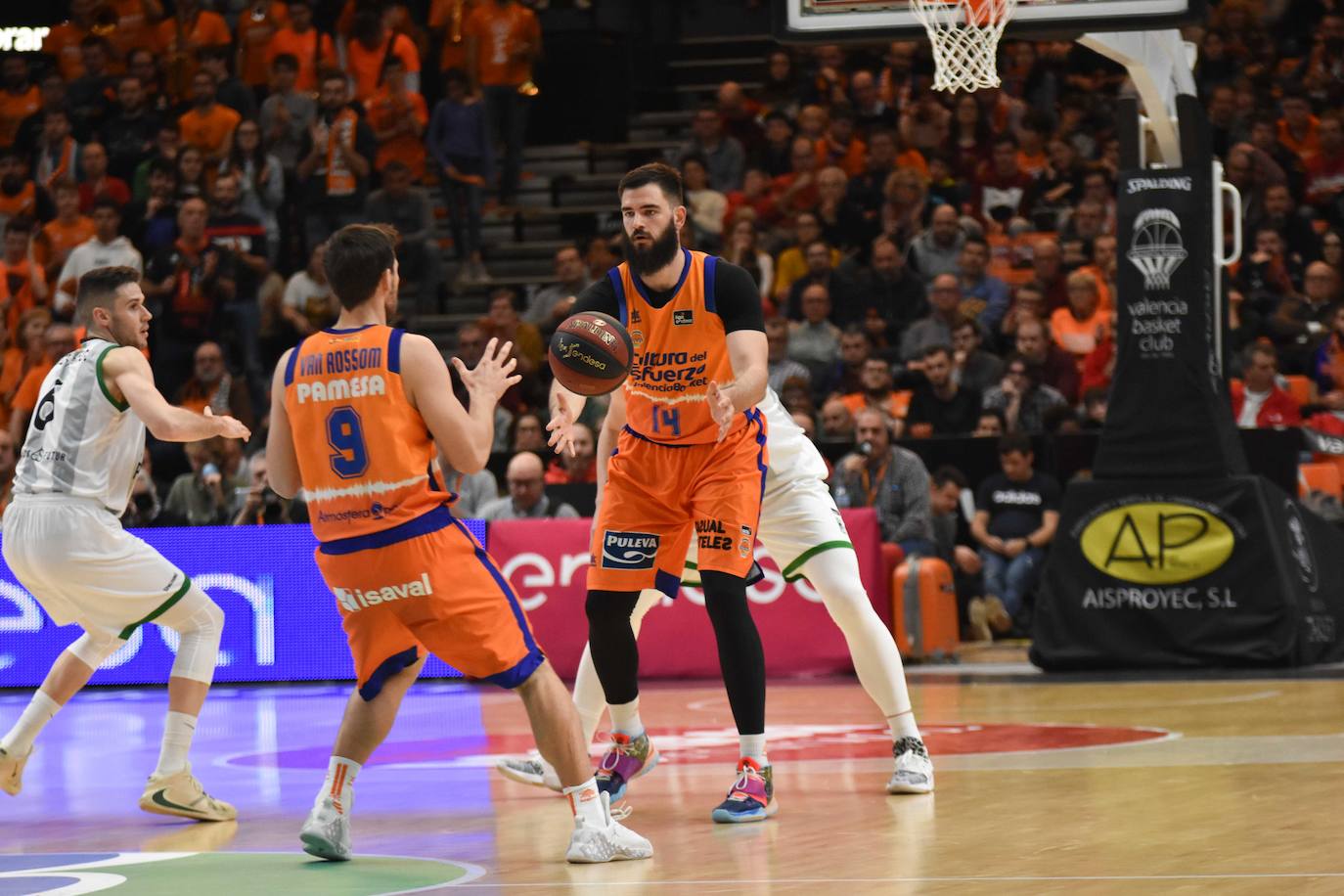 El equipo de Ponsarnau se ha enfrentado este domingo al Joventus en La Fonteta, en la que ha sido la última jornada de la primera vuelta en la fase regular de la Liga Endesa.