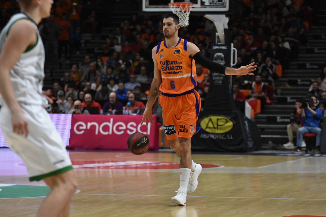 Fotos: El Valencia Basket-Joventut, en imágenes