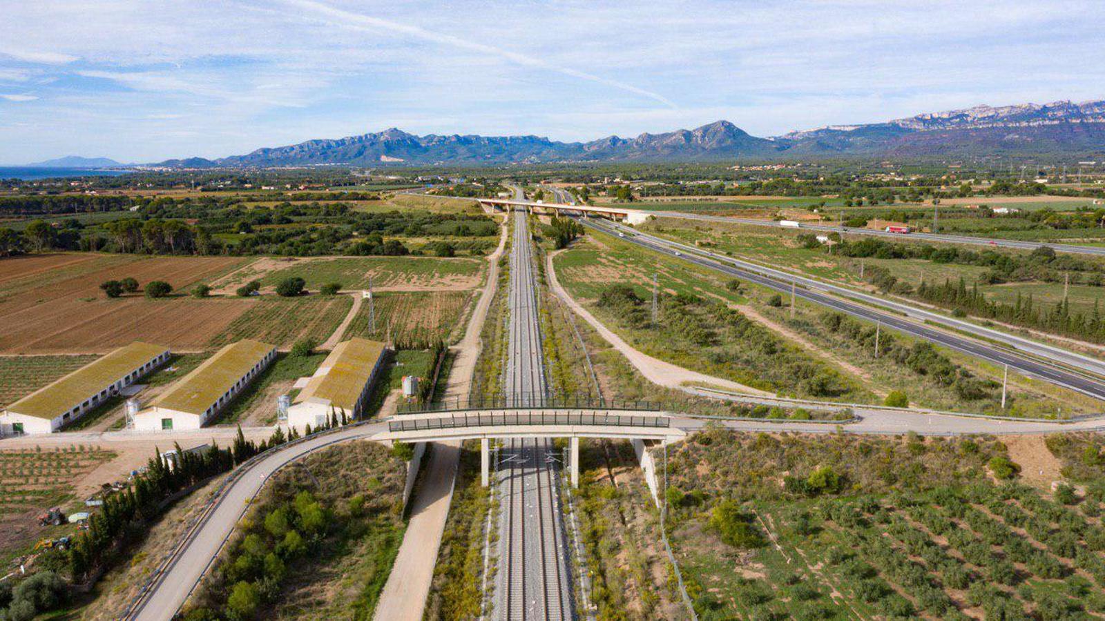 Fotos: Las imágenes del primer trayecto por la variante de Vandellós