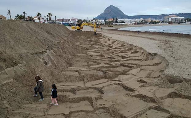 Diques contra el temporal en Xàbia