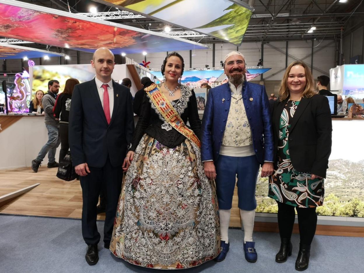 Sergi González, Cristina Martí, Ximo Pons y Anna Bellver en Fitur. 