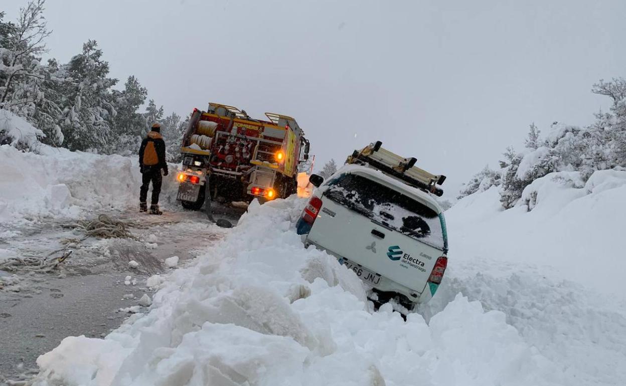 Gloria | Récord de olas, rayos en un día y acumulación de lluvia y nieve por un temporal histórico en Valencia