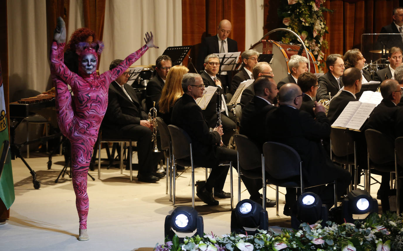 Exaltación de Carla García, fallera mayor infantil de Valencia 2020. 