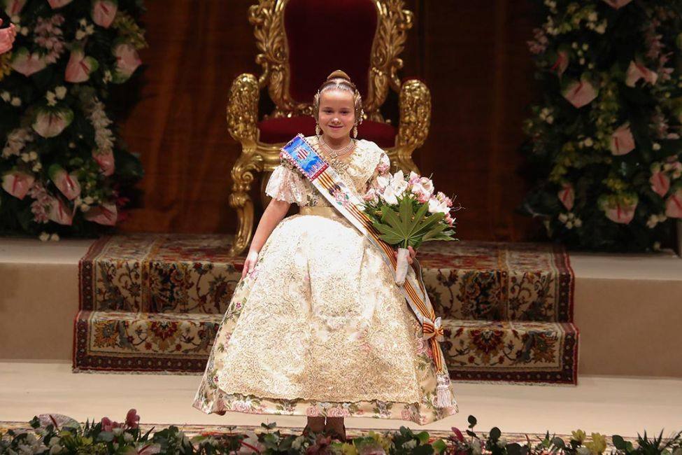 Exaltación de Carla García, fallera mayor infantil de Valencia 2020. 