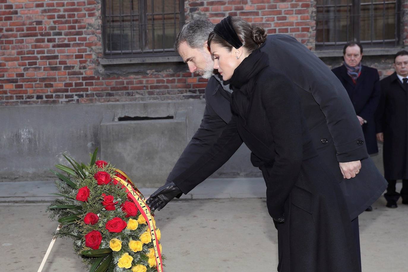 Felipe VI y doña Letizia representan a España en el acto que se celebra en este lugar con motivo del 75 aniversario de su liberación