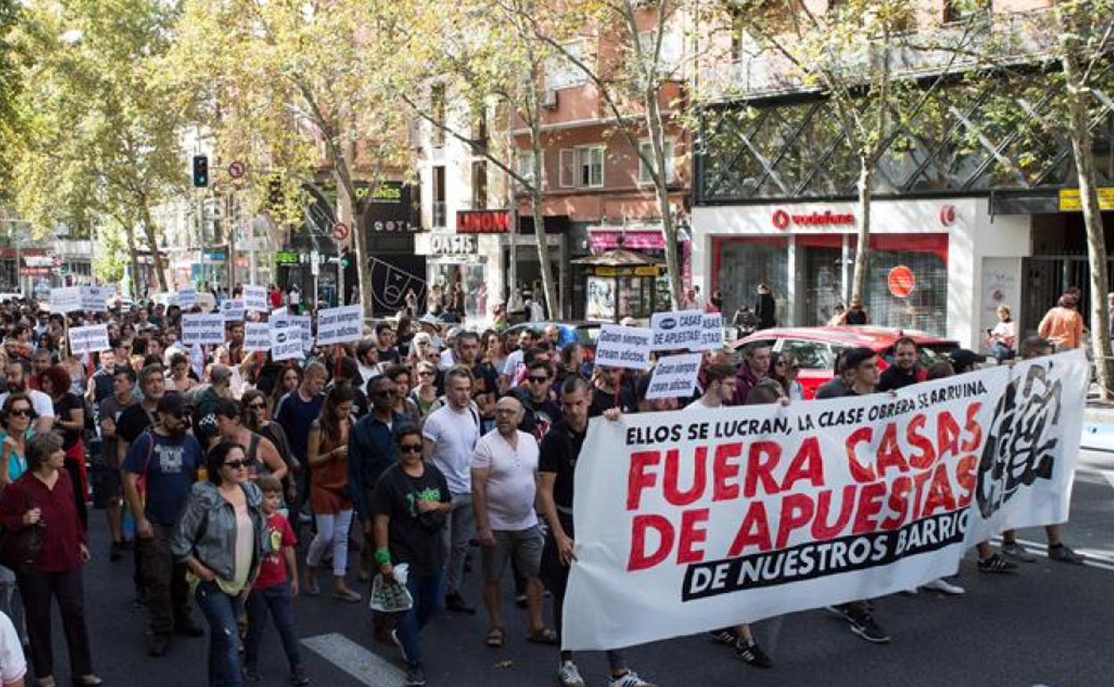 Una madre contra las apuestas: «Llevo años luchando desde el anonimato, desde la vergüenza»