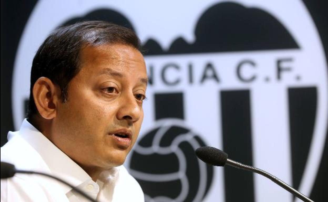 Murthy quiere un técnico funcionario