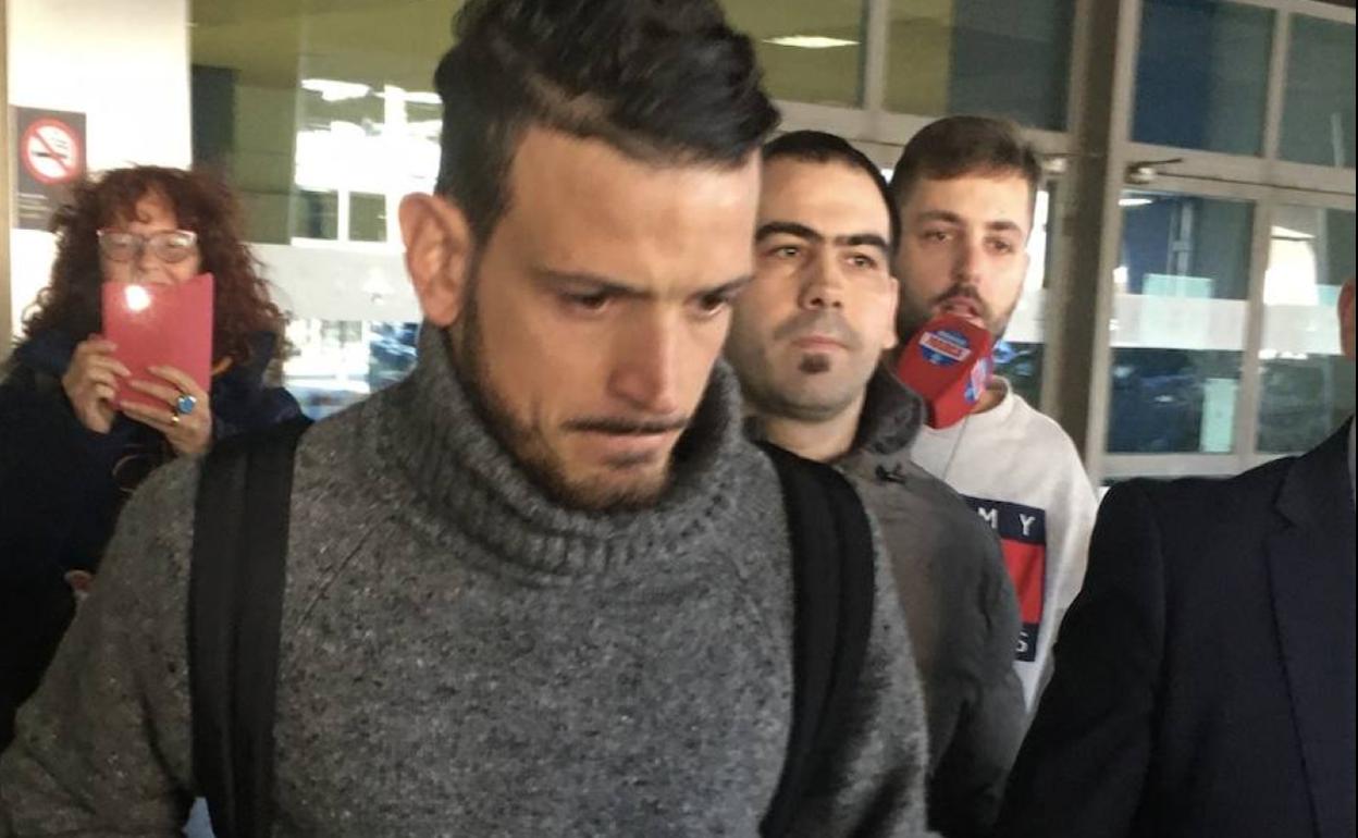 Alessandro Florenzi, el ya ex capitán de la Roma a su llegada a Valencia.