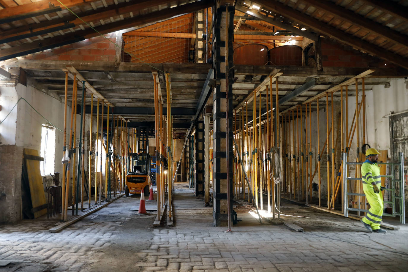 El edificio albergará un centro cívico y cultural para personas mayores y un museo del aceite