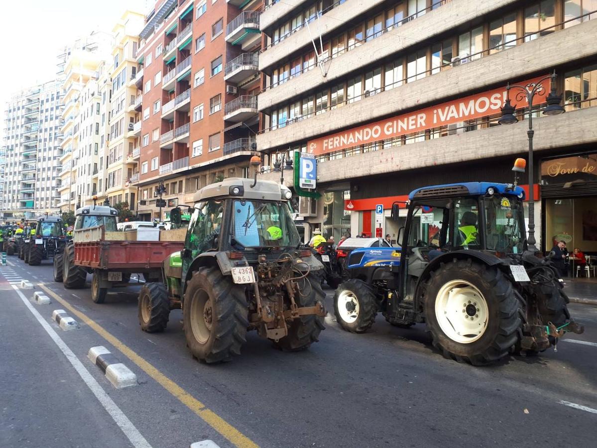 Fotos: Manifestación de tractores en el centro de Valencia