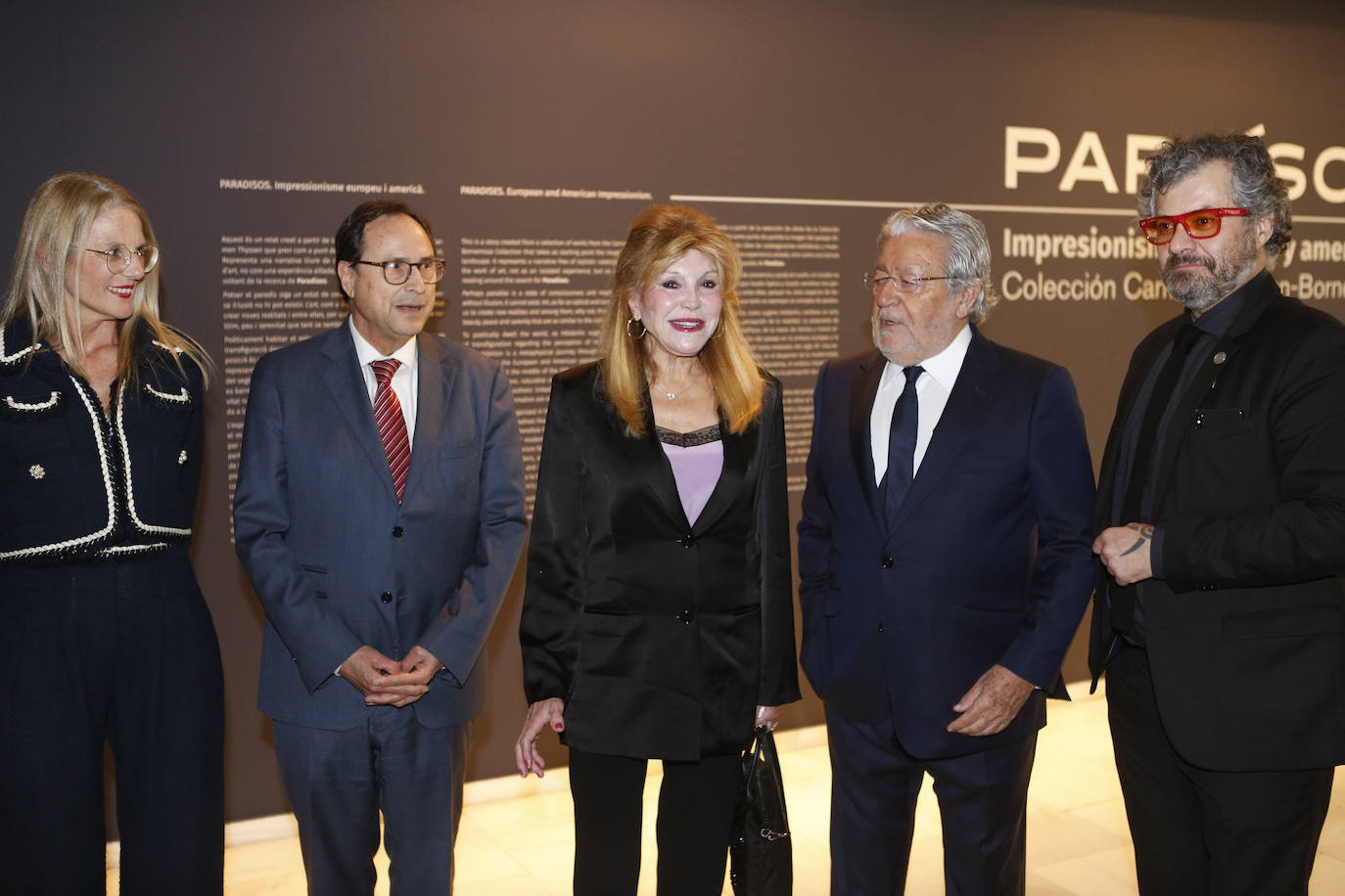 La primera exposición de la colección de Carmen Thyssenen 15 años llega a Fundación Bancaja con obras de Monet, Gauguin y Pissarro que homenajean el paisaje visto por el impresionismo europeo y norteamericano de los siglos XIX y XX. La propia baronesa acudió este viernes a la inauguración de 'Paraísos. Impresionismo europeo y americano, una muestra casi única, que invita al espectador a recorrer este movimiento artístico y que estará en Valencia hasta el 28 de junio.