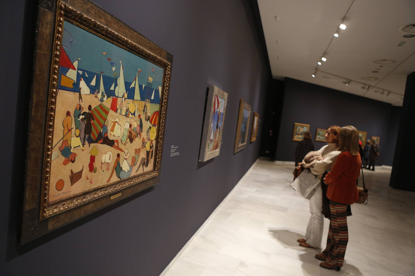 La primera exposición de la colección de Carmen Thyssenen 15 años llega a Fundación Bancaja con obras de Monet, Gauguin y Pissarro que homenajean el paisaje visto por el impresionismo europeo y norteamericano de los siglos XIX y XX. La propia baronesa acudió este viernes a la inauguración de 'Paraísos. Impresionismo europeo y americano, una muestra casi única, que invita al espectador a recorrer este movimiento artístico y que estará en Valencia hasta el 28 de junio.