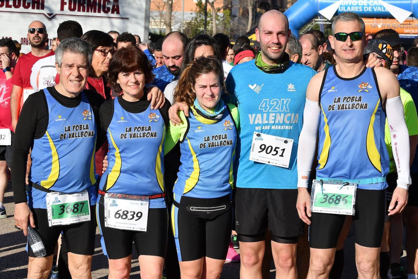 Miles de personas se dan cita en la VI Carrera Never Stop Running 2020 de Valencia con un recorrido de 5 kilómetros por las proximidades de la avenida de Francia.