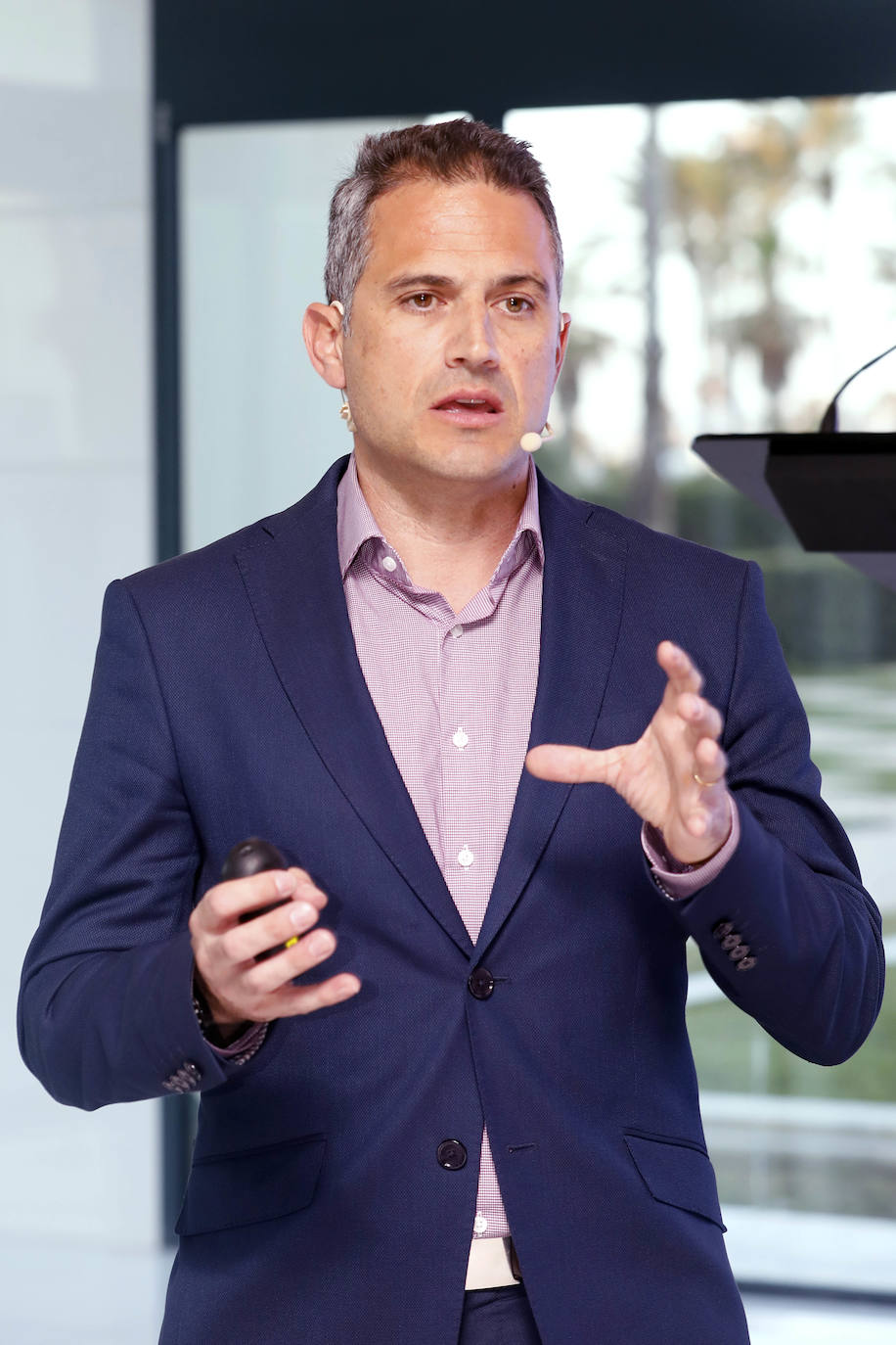 El congreso Big Data ha celebrado este jueves en Valencia su cuarta edición en el Hotel Balneario Las Arenas, con el objetivo de ofrecer al centenar de asistentes las diferentes claves para que la tecnología mejore la vida de los ciudadanos.