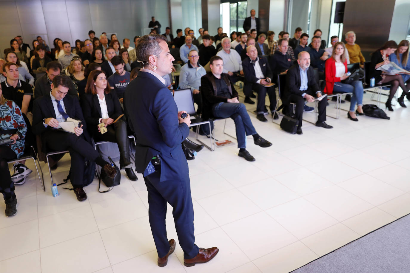 El congreso Big Data ha celebrado este jueves en Valencia su cuarta edición en el Hotel Balneario Las Arenas, con el objetivo de ofrecer al centenar de asistentes las diferentes claves para que la tecnología mejore la vida de los ciudadanos.