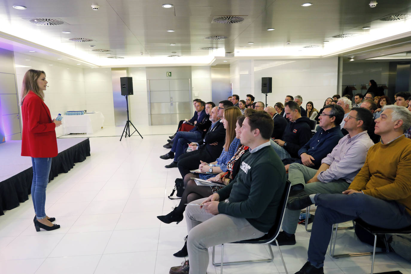 El congreso Big Data ha celebrado este jueves en Valencia su cuarta edición en el Hotel Balneario Las Arenas, con el objetivo de ofrecer al centenar de asistentes las diferentes claves para que la tecnología mejore la vida de los ciudadanos.