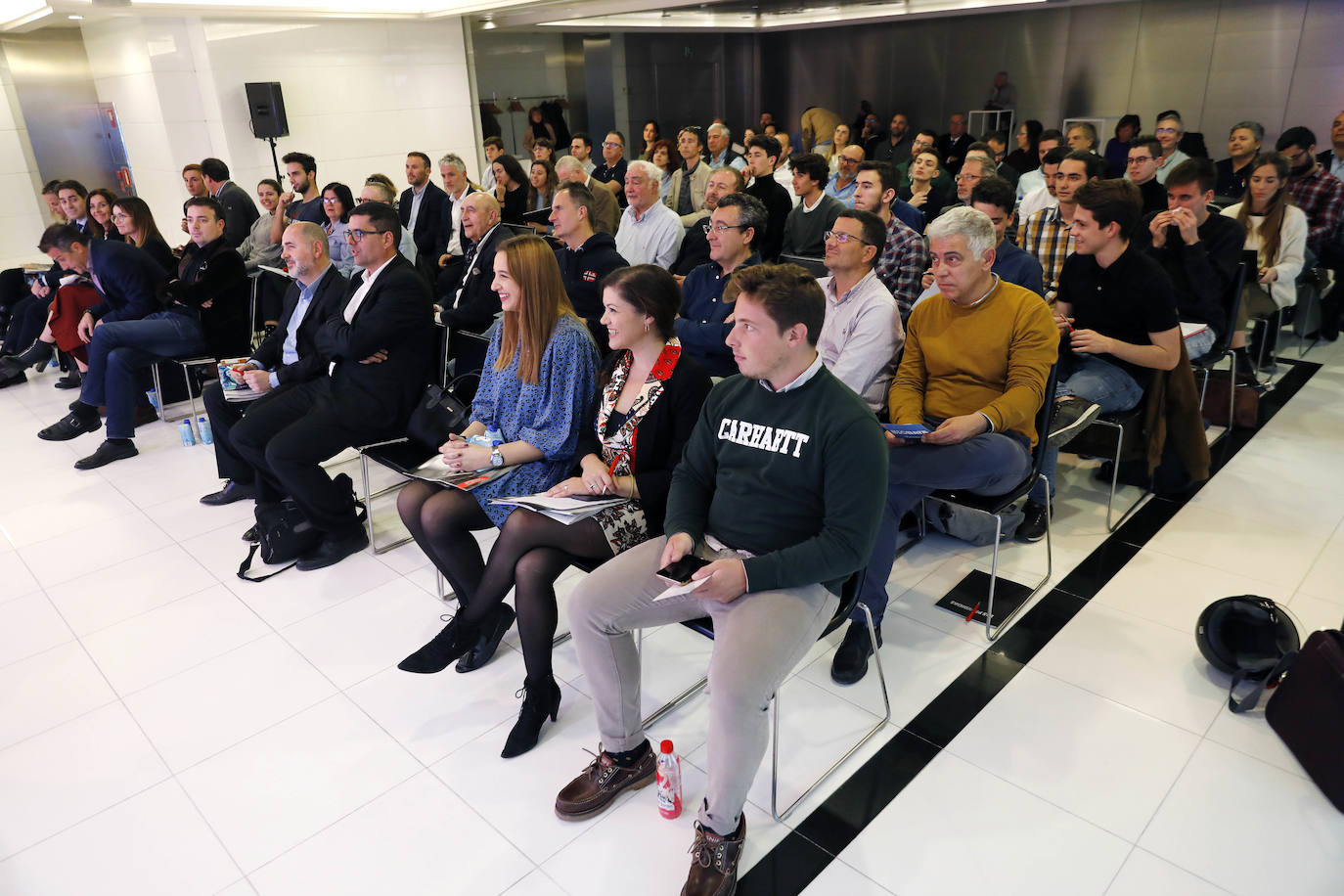 El congreso Big Data ha celebrado este jueves en Valencia su cuarta edición en el Hotel Balneario Las Arenas, con el objetivo de ofrecer al centenar de asistentes las diferentes claves para que la tecnología mejore la vida de los ciudadanos.