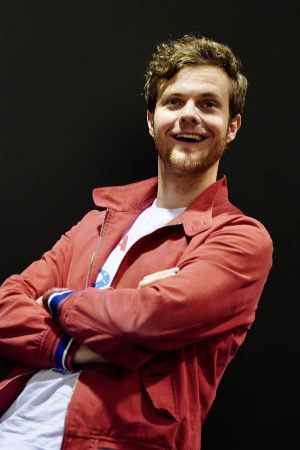 El gran protagonista del Salón del Cómic ha sido el actor norteamericano Jack Quaid, que más allá de ser hijo de las estrellas de Hollywood Meg Ryan y Dennis Quaid, se ha hecho un nombre en el mundo de las series con sus papeles en las exitosas sagas ‘The Boy’ y ‘Los Juegos del Hambre’. 