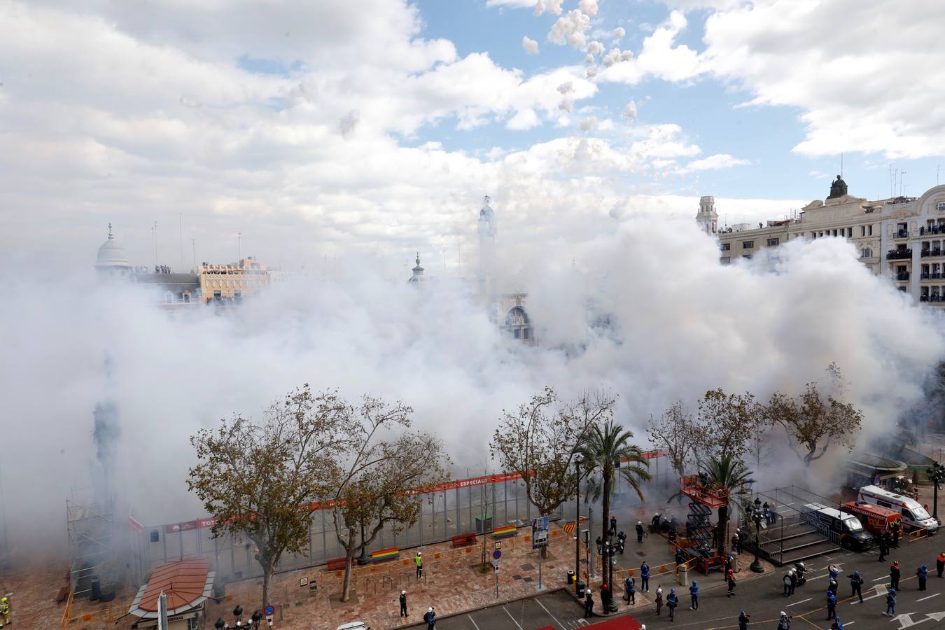 Primera mascletà de las Fallas 2020, el domingo 1 de marzo, de la pirotecnia Peñarroja.