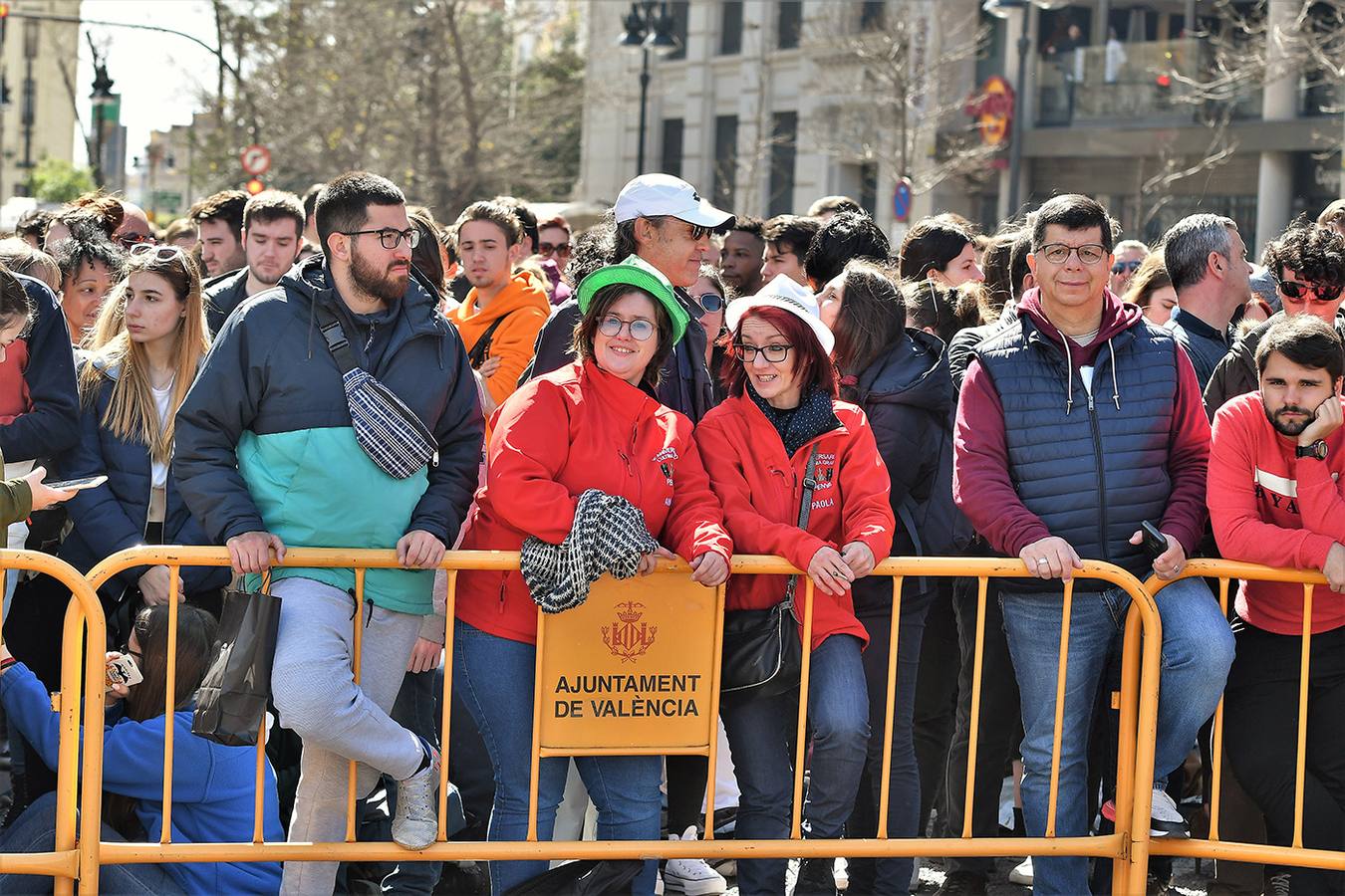 Fotos: Búscate en la mascletà de hoy, martes 3 de marzo