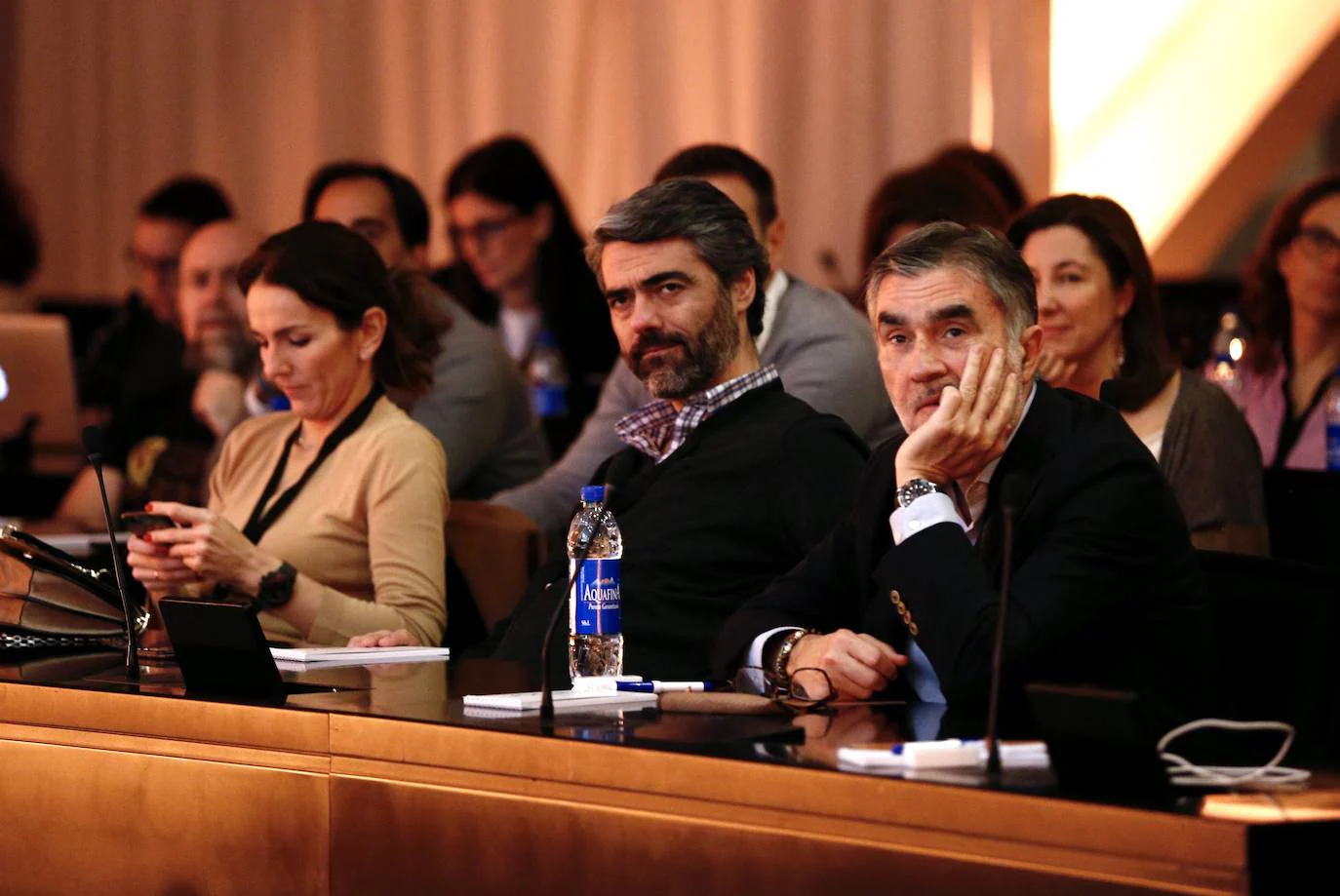 El Auditorio Santiago Grisolía del Museo Príncipe Felipe de la Ciudad de las Artes y las Ciencias sirvió de escenario para que la magia de los Premios Genio impregnara al centenar de personas que acudieron para escuchar ponentes de máximo nivel en el terreno del entretenimiento, la historia o la psicología.