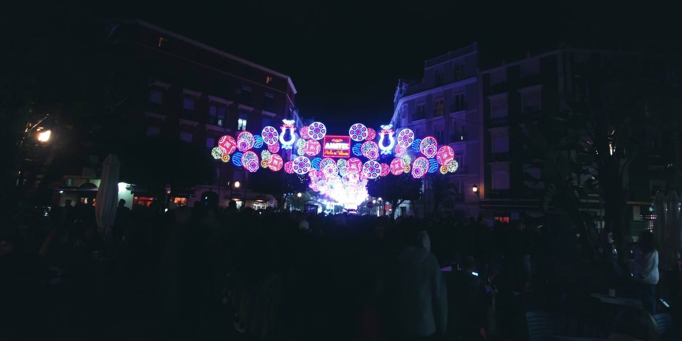 Encendido de las luces de la Falla Sueca-Literato Azorín