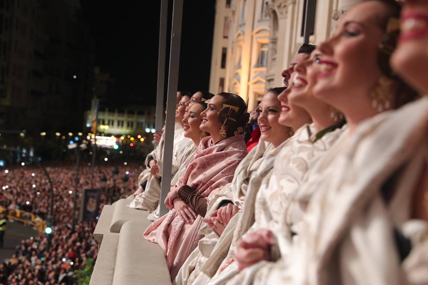 Mascletà nocturna de la Pirotecnia Tomás en las Fallas 2020 de Valencia