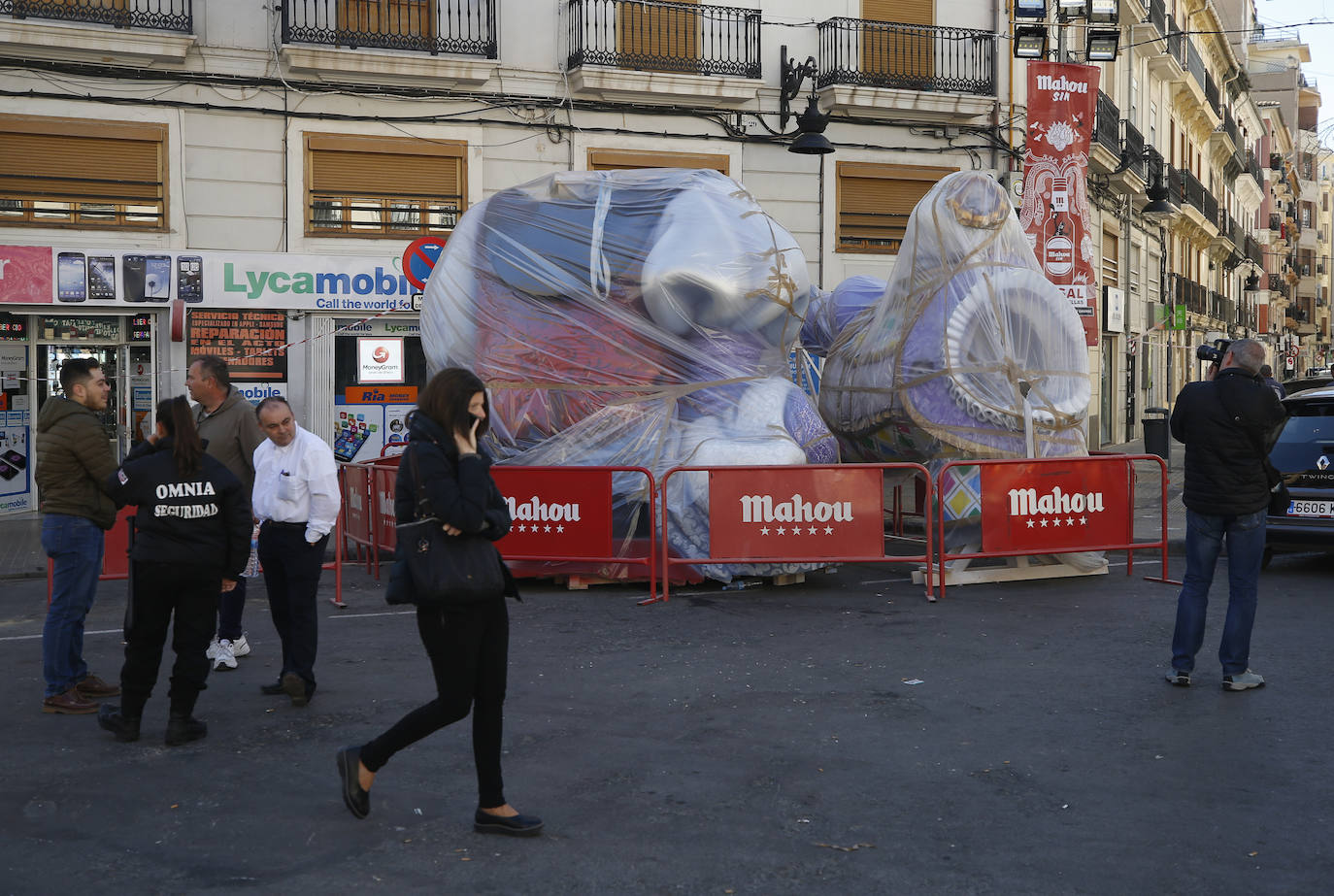 Las Fallas de Valencia se suspendieron el pasado 10 de marzo por la pandemia del coronavirus, una medida histórica que no ocurría desde la Guerra Civil. El sector vive en la incertidumbre desde entonces.