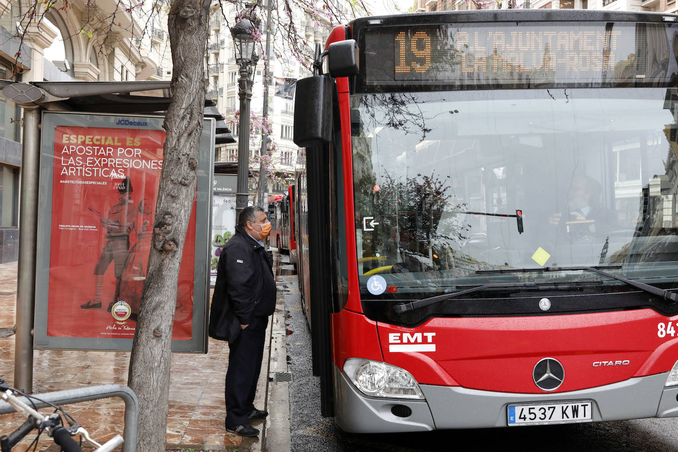 Las principales calles de la ciudad viven sus circulación ni transeúntes por la situación provocada por el Covid-19.