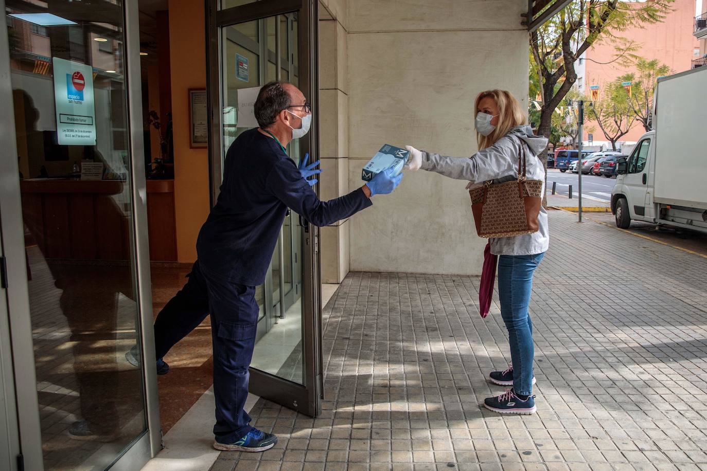 Valencia y el resto de las localidades de la Comunitat luchan como pueden contra la pandemia. 