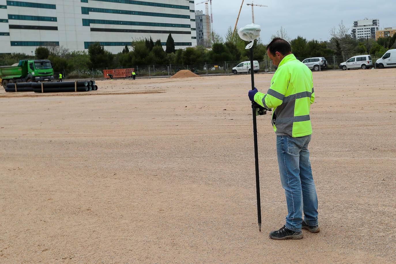 Obras para el hospital de campaña junto a La Fe. 