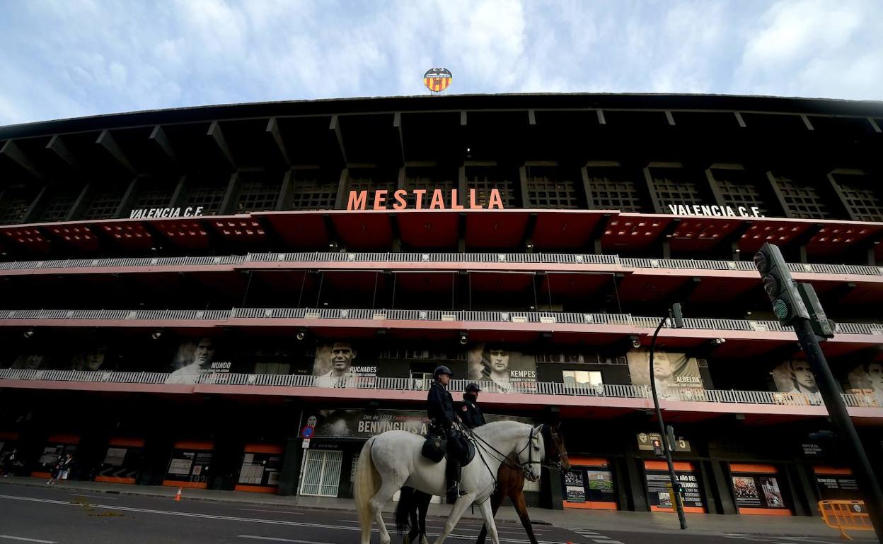 La fachada de Mestalla.