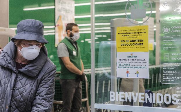 Los supermercados cerrarán los domingos y podrán abrir en Viernes Santo y Lunes de Pascua