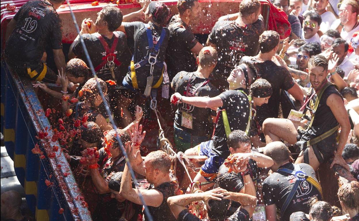 Celebración de la Tomatina de Buñol, el pasado año.