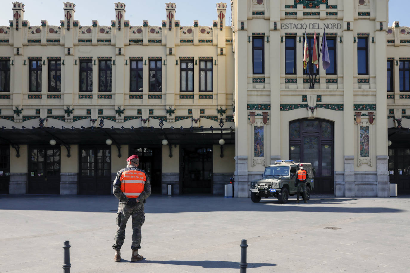 Fotos: La Policía Militar patrulla las calles de Valencia