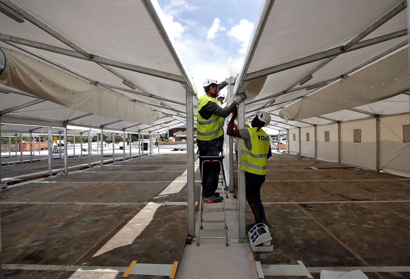 La crisis sanitaria de carácter mundial causada por el Covid-19 está desbordando el sistema hospitalario. El edificio, que se está construyendo junto al hospital La Fe, tendrá 500 camas.