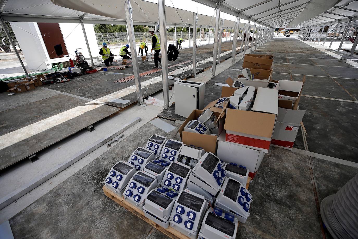 La crisis sanitaria de carácter mundial causada por el Covid-19 está desbordando el sistema hospitalario. El edificio, que se está construyendo junto al hospital La Fe, tendrá 500 camas.